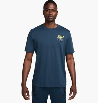 Футболка мужская Nike Sportswear Hbr Blue FZ9998-478