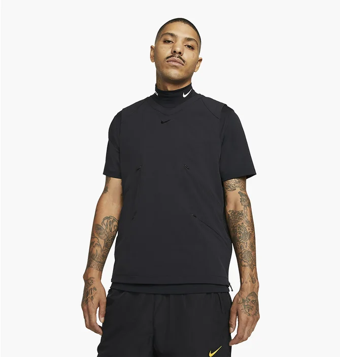 Жилетка чоловіча Nike Nocta Golf Black DJ5582-010