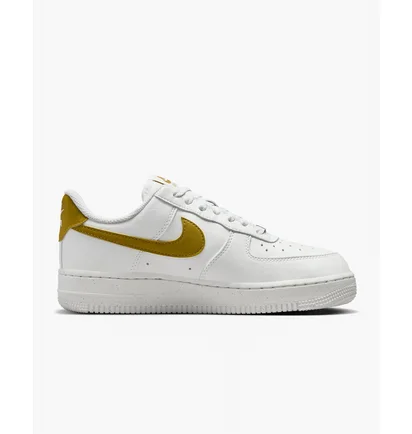 Кроссовки женские Nike Air Force 1 07 Se Shoes White DV3808-101