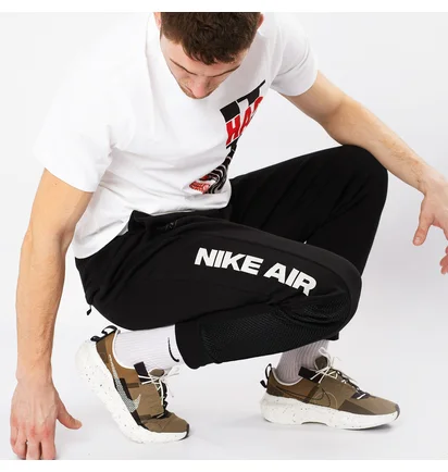 Штани чоловічі Nike Black DM5209-010