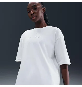 Футболка женская Nike Luxe Relax White HV4957-100