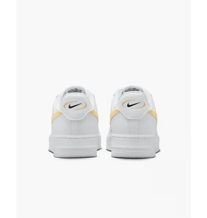 Кросівки жіночі Nike Air Force 1 07 White FQ2742-100