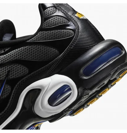 Кросівки чоловічі Nike Air Max Plus Herrenschuh Black/Grey HM0709-100