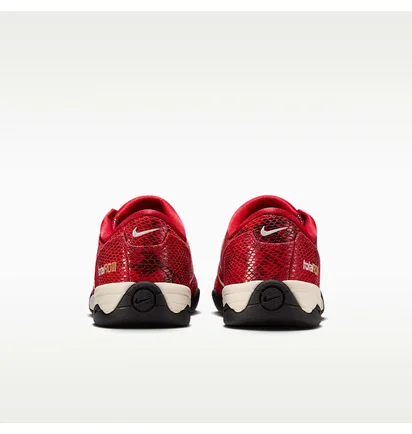 Кроссовки женские Nike Total 90 S E WomenS Shoes Red IB4204-600