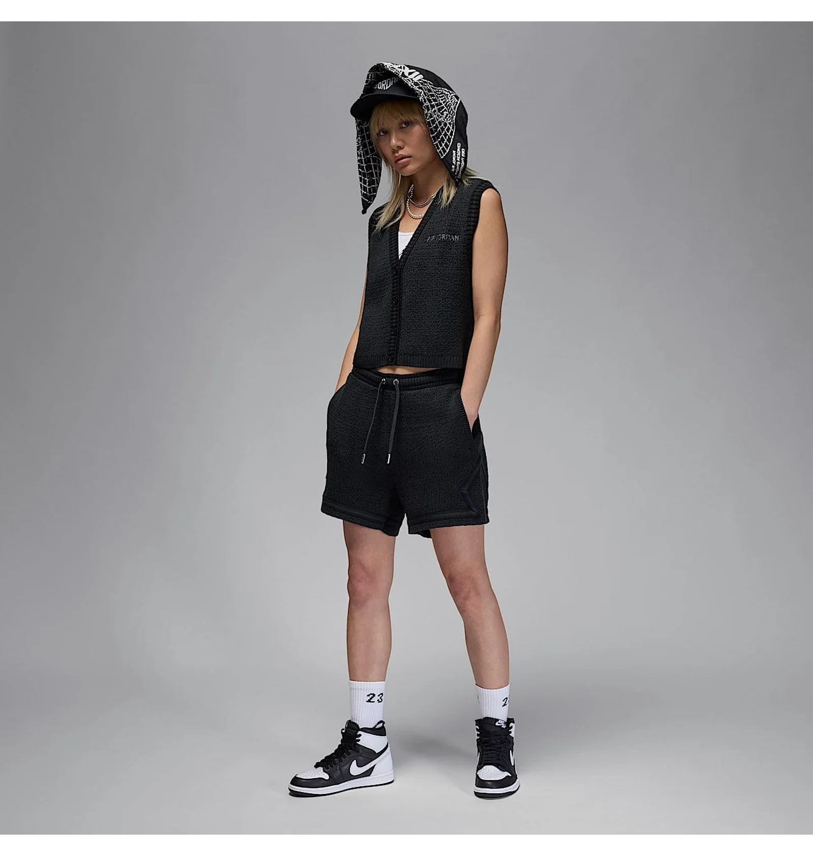ᐉ Жилетка женская Air Jordan Knit Vest Black FV7113-045 - купить