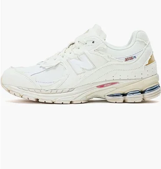 Кроссовки унисекс New Balance Protection Pack 2002R Beige M2002RDC