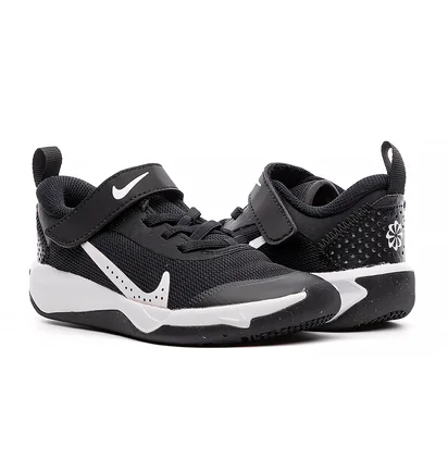 Кросівки дитячі Nike Omni Multi-Court Black DM9026-002