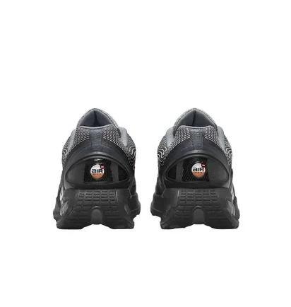 Кроссовки мужские Nike Air Max Dn Grey/Black HQ3816-001