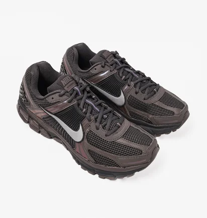 Кроссовки мужские Nike Zoom Vomero 5 Cave Stone Brown HF5493-201