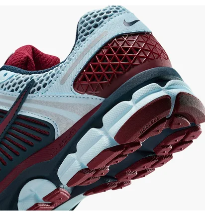Кроссовки женские Nike Zoom Vomero 5 Multi IB7700-400