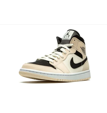 Кроссовки женские Air Jordan Wmns 1 Mid Beige BQ6472-800