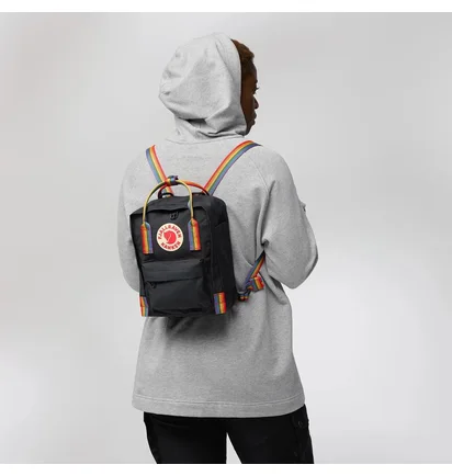 Рюкзак унисекс Fjallraven Kanken Rainbow Mini Black 23621.550-907