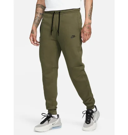 Штаны мужские Nike Sportswear Tech Fleece Joggers Olive FB8002-222