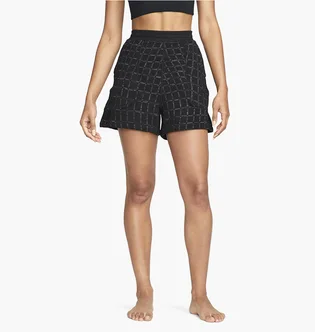 Шорты женские Nike Yoga Therma-Fit Luxe Shorts Black DV4320-010