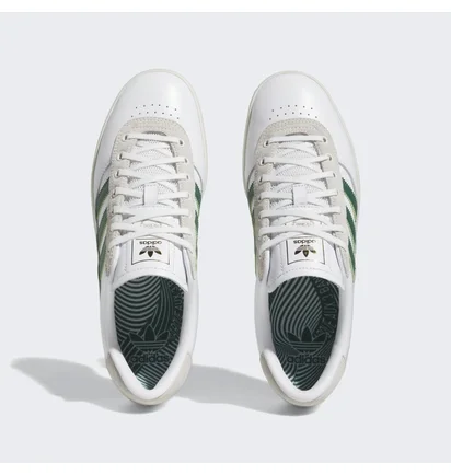 Кроссовки мужские Adidas Puig Indoor White IG5237