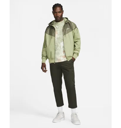 Куртка чоловіча Nike Sportswear Windrunner Olive Da0001-334