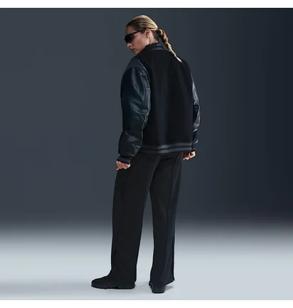 Бомбер жіночий Nike Sportswear Destroyer Black FN3672-010