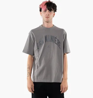 Футболка мужская Air Jordan X A Ma Maniere Ss Tee Flat Pewter Grey HF0538-029