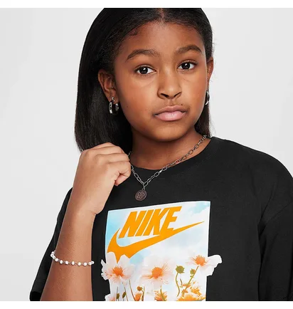Футболка детская Nike Sportswear Black HM6311-010