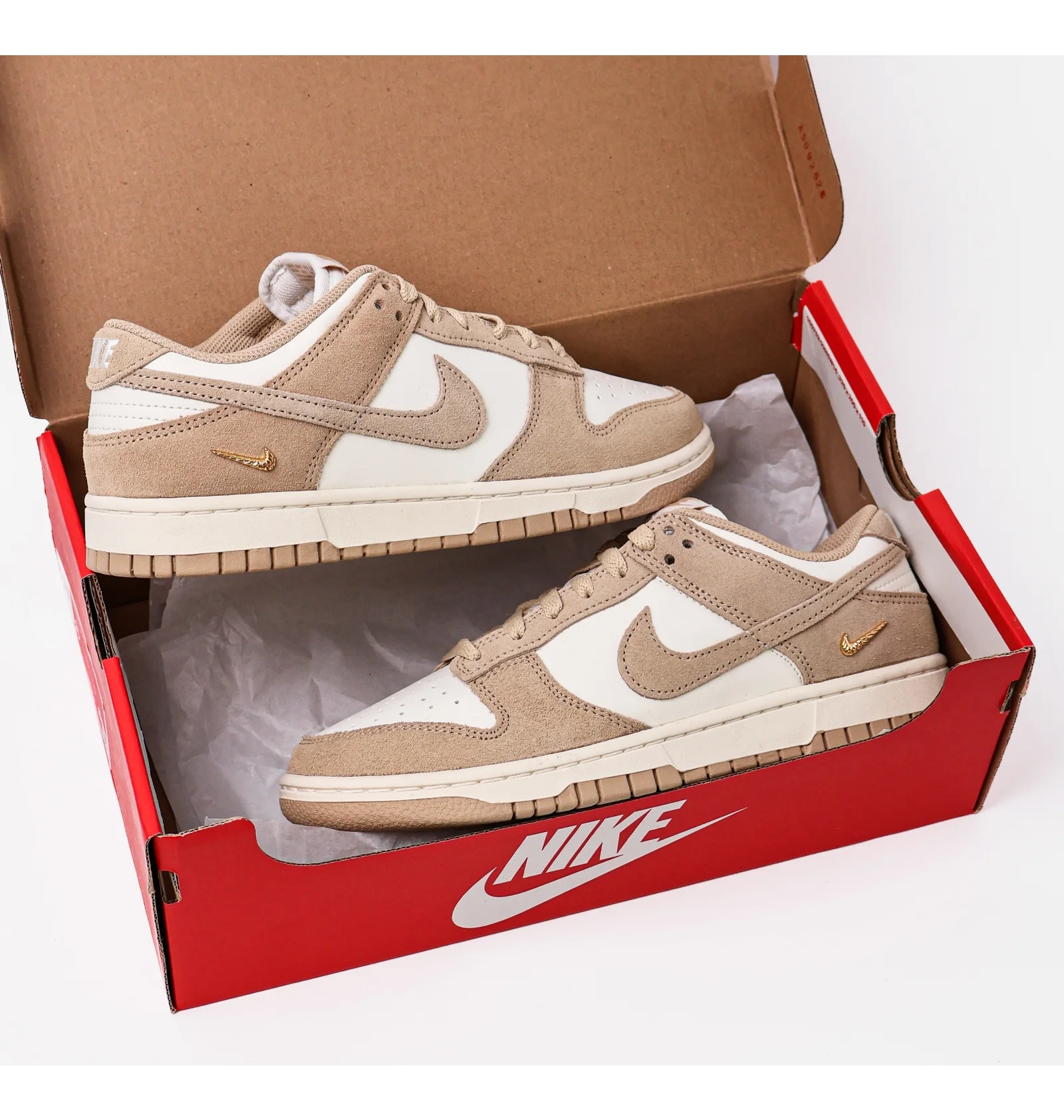 ᐉ Кросівки жіночі Nike Dunk Low White/Beige IO4244-101 - придбати