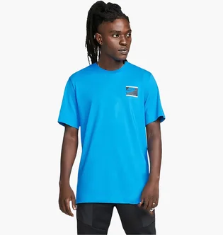Футболка мужская Nike Sportswear T-Shirt Light Photo Light Blue FQ3756-435