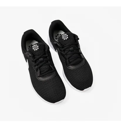 Кросівки чоловічі Nike Tanjun Black DJ6258-003