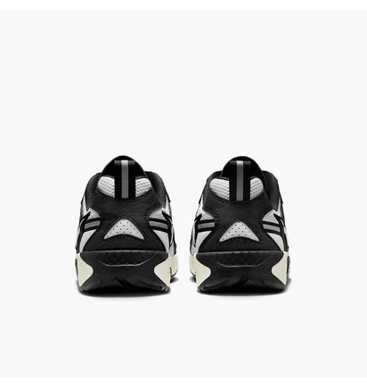 Кроссовки женские Nike Jam Black/White FN0314-004