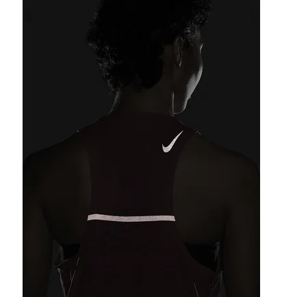 Майка женская Nike Womens Engineered Running Tank Pink Dm7558-648