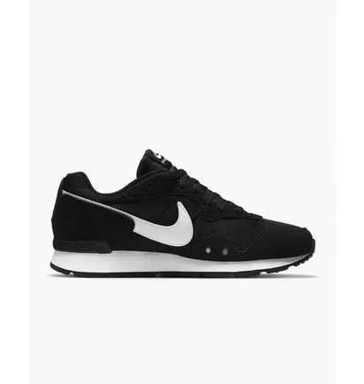 Кросівки жіночі Nike Venture Runner Black CK2948-001