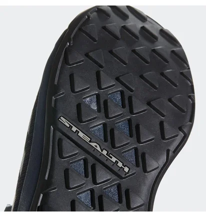 Кроссовки мужские Adidas Terrex Swift Solo Blue CM7633