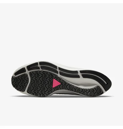 Кросівки жіночі Nike Air Zoom Pegasus 38 Shield Black DC4074-001