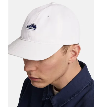 Кепка унисекс Nike Club Cap U Fb Dunk Ptch L White FN4404-100