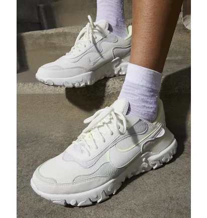 Кроссовки женские Nike React Revision Green Dq5188-101