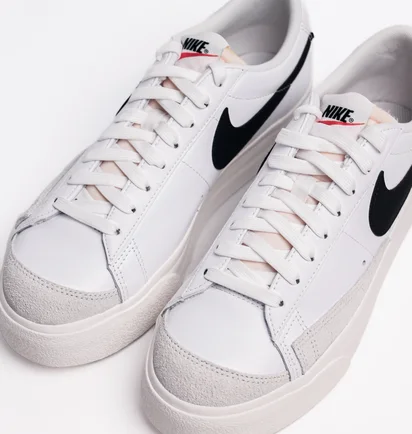 Кросівки жіночі Nike Blazer Low Platform White DJ0292-101