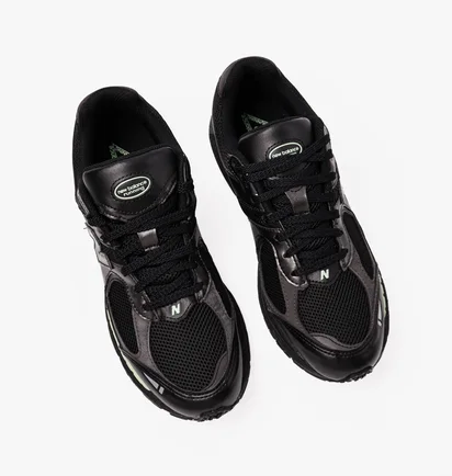 Кросівки чоловічі New Balance 2002R Black Silver Green M Black M2002RLD