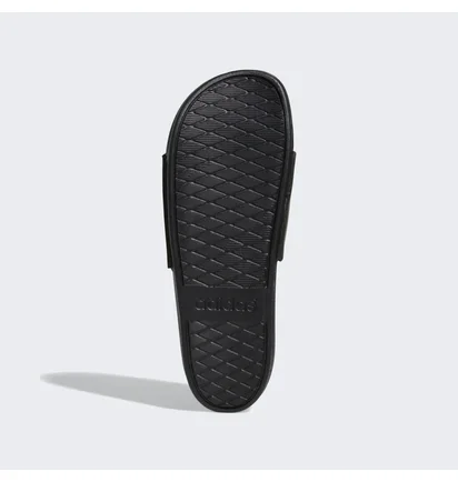 Тапочки унисекс Adidas Adilette Comfort Black Gy1945