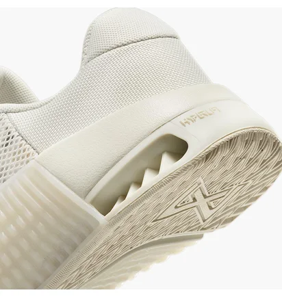 Кроссовки женские Nike Metcon 9 Beige DZ2539-002