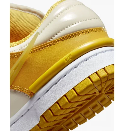 Кросівки жіночі Nike Dunk Low Twist Yellow/Beige DZ2794-100