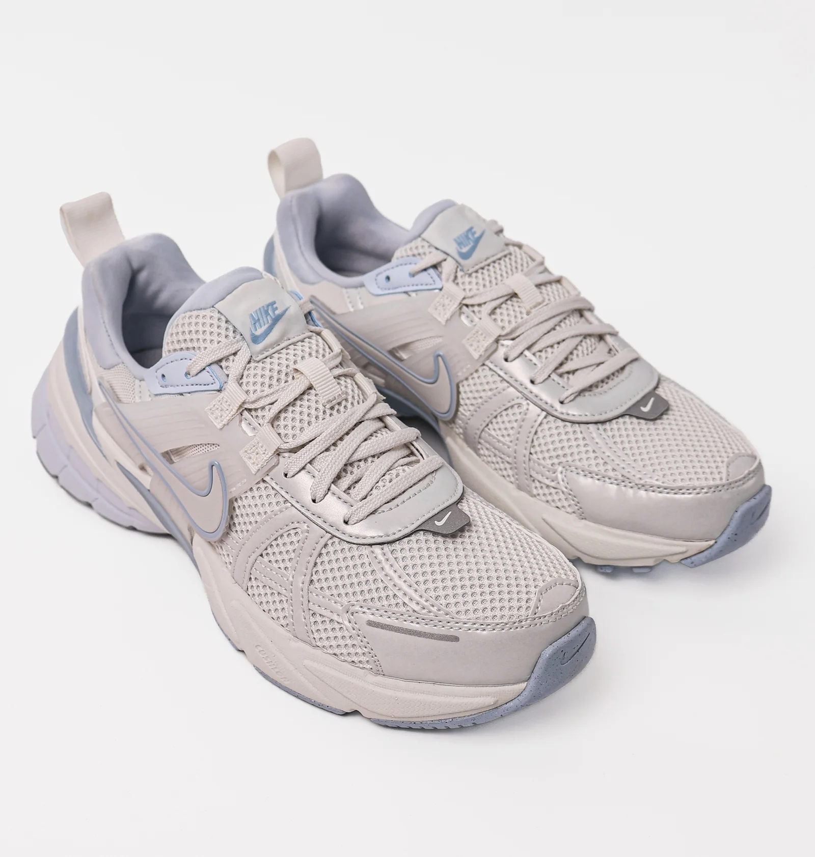 ᐉ Кросівки жіночі Nike V2K Run White FD0736-009 - придбати в
