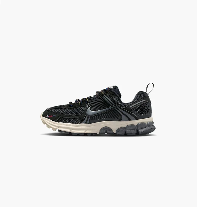 ᐉ Кросівки дитячі Nike Vomero 5 Ee (Gs) Black IB5853-001
