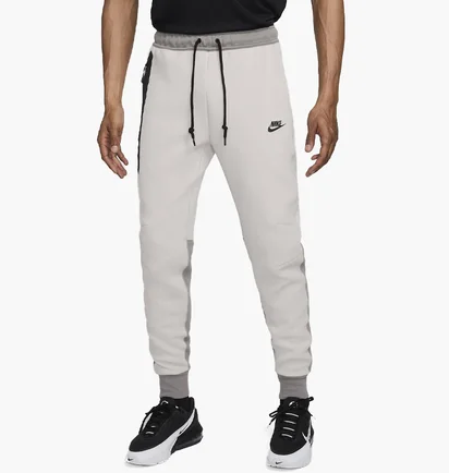 Штаны мужские Nike Tch Flc Jggr Grey FB8002-014