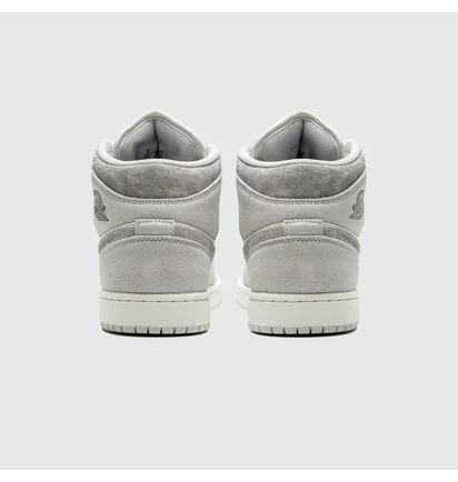 Кроссовки мужские Air Jordan 1 Mid Se Grey FQ7720-002