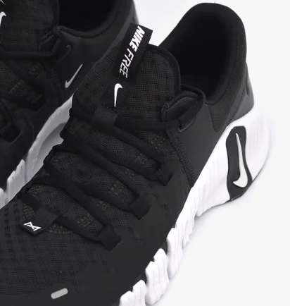 Кросівки чоловічі Nike Free Metcon 5 Black DV3949-001