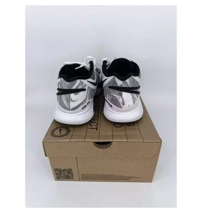 Кросівки чоловічі Nike Kyrie 8 Grey DJ6017-101