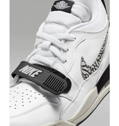 Кросівки чоловічі Air Jordan Legacy 312 Low Shoes White CD7069-110