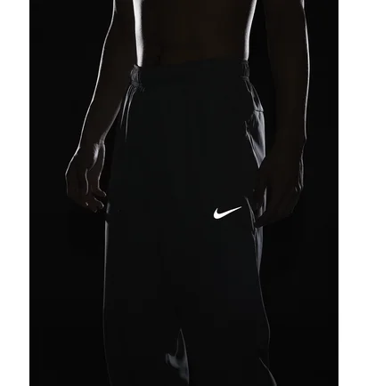 Штани чоловічі Nike Form MenS Dri-Fit Tapered Versatile Pants Grey FB7497-084