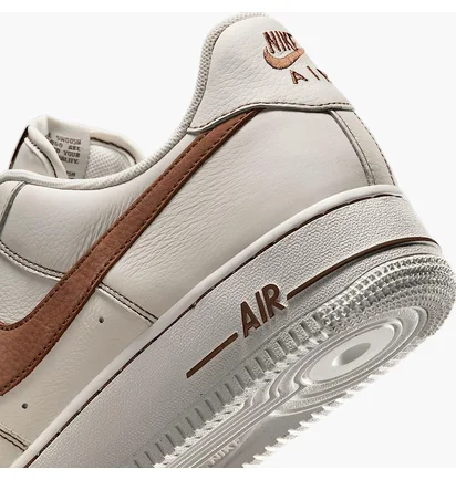 Кроссовки мужские Nike Air Force 1 07 Lv8 Beige HQ2037-101