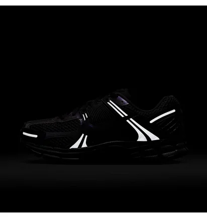 Кроссовки женские Nike Zoom Vomero 5 Se Black IB4397-001