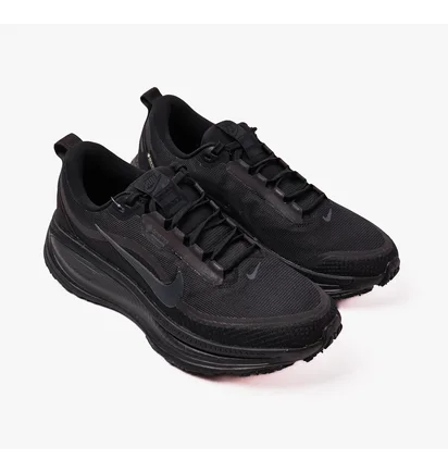 Кросівки чоловічі Nike Vomero 18 Gtx Black HQ7001-001