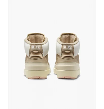 Кроссовки женские Air Jordan Wmns Air 2 Retro White/Black DX4400-118